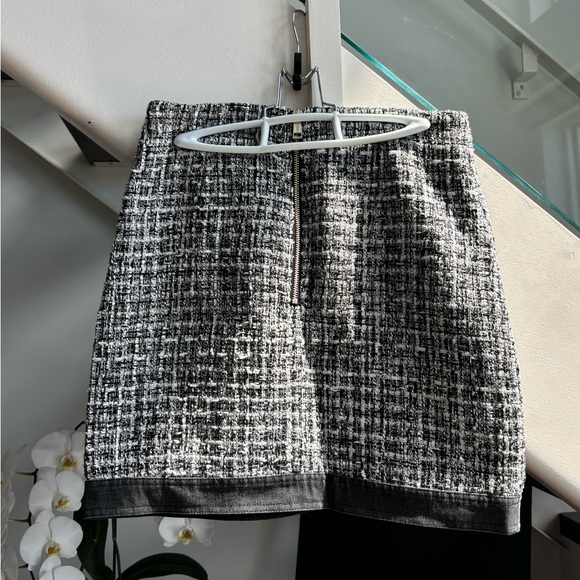 Grey tweed mini skirt - Picture 2 of 5